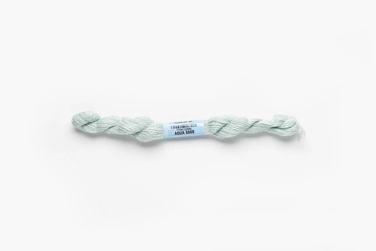 Essentials 668 Aqua