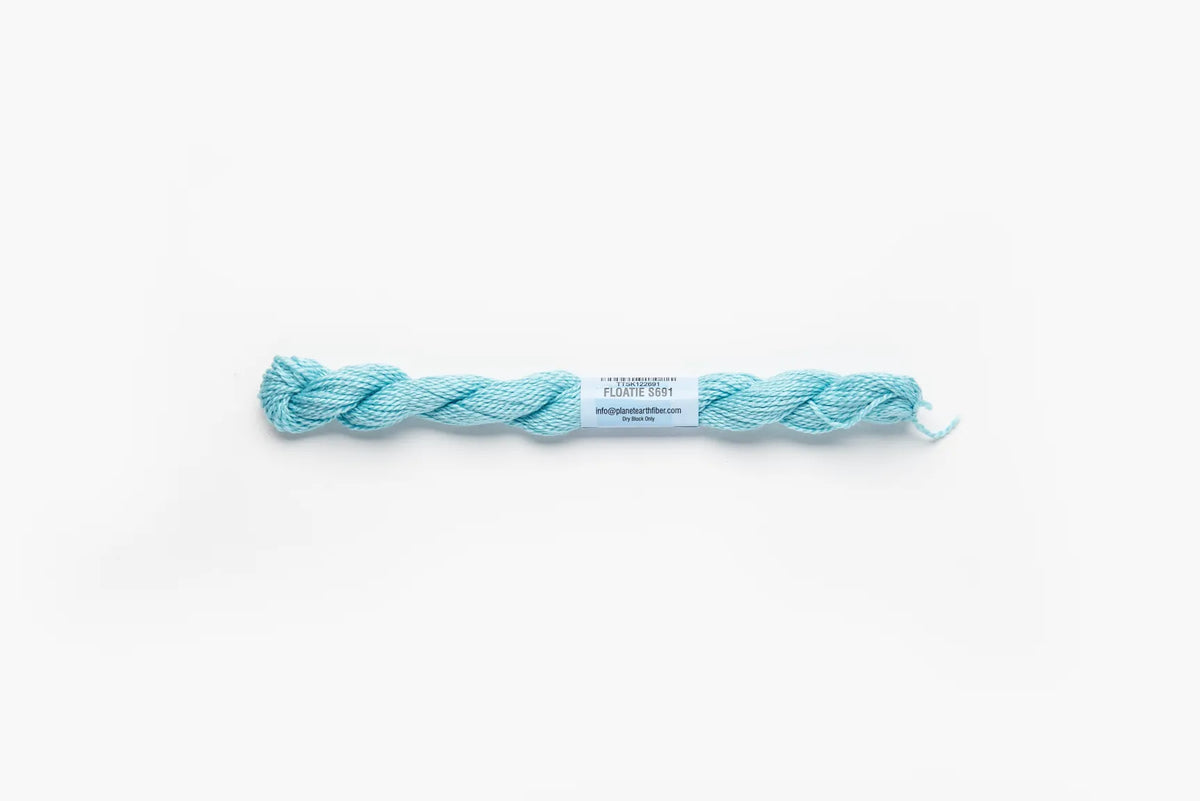 Essentials 691 Floatie