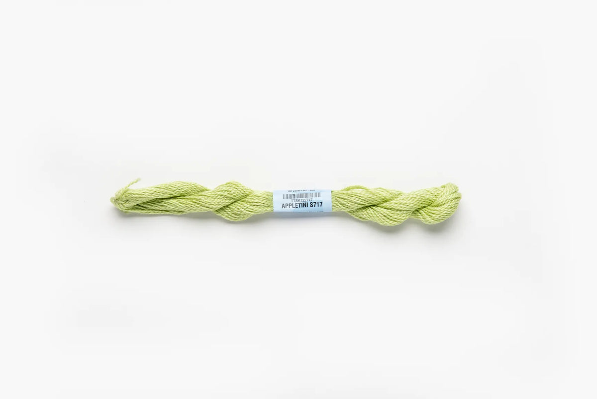 Essentials 717 Appletini